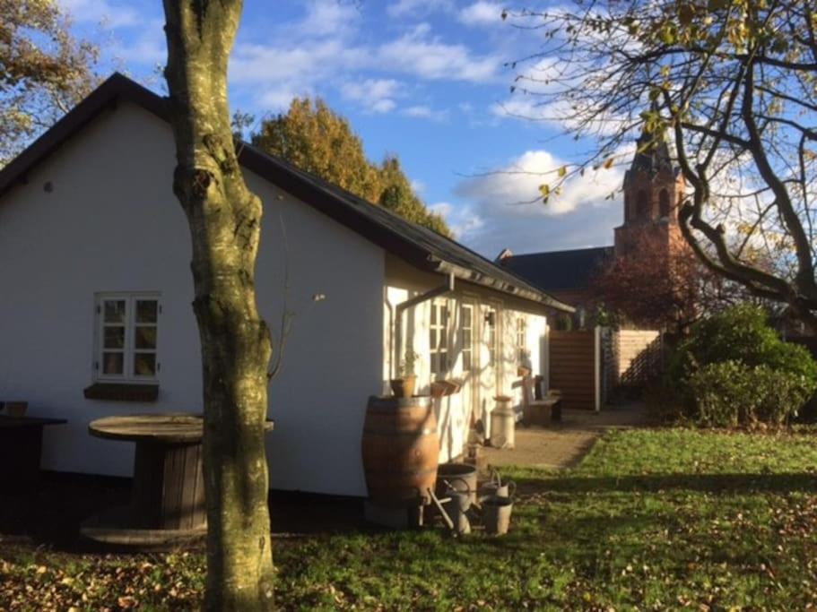 Idyllisk Anneks, Hvor Lejer Har Eget Hus. Villa Vejle Exterior photo